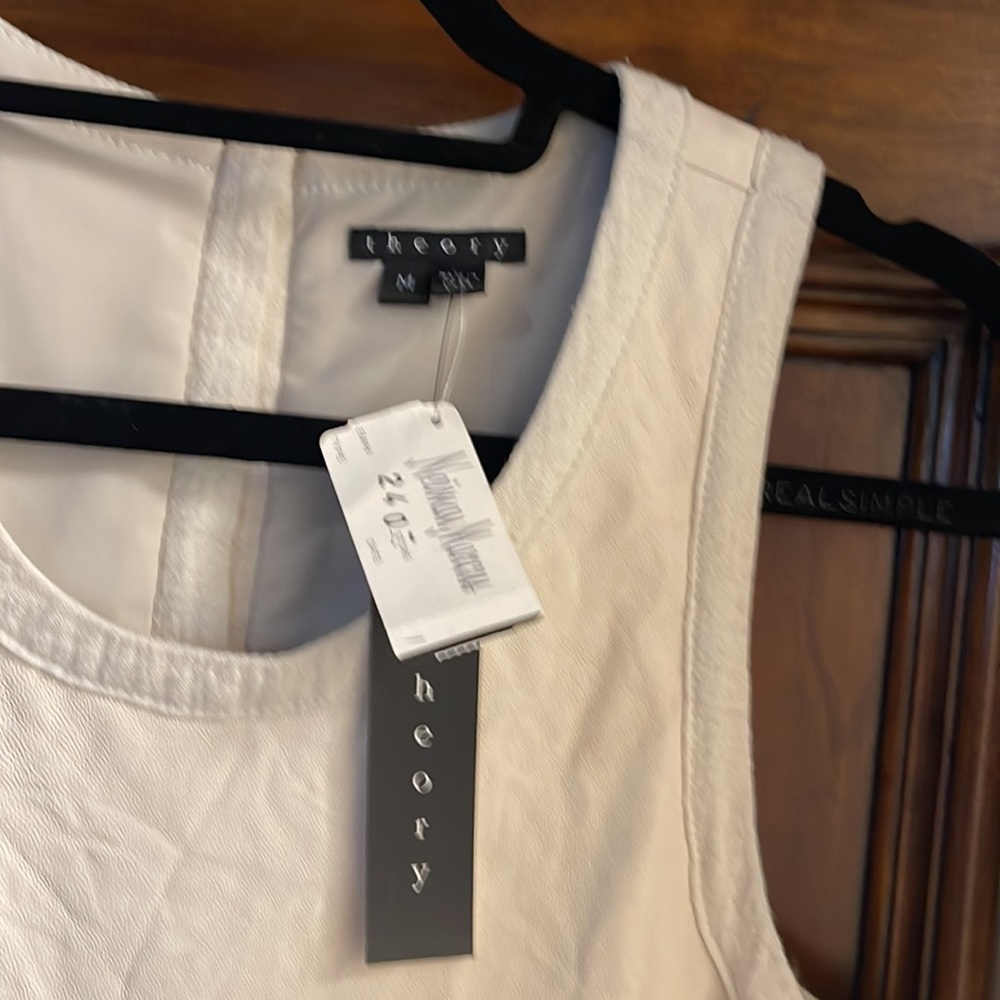 THEORY Cream Leather Lindin Tank NWT, Medium, $575 - Picture 3 of 9